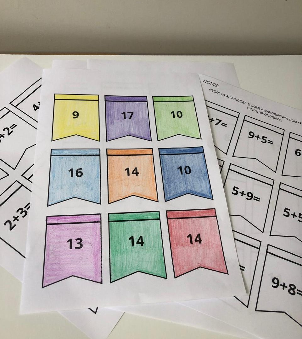 Bandeirinhas da adição