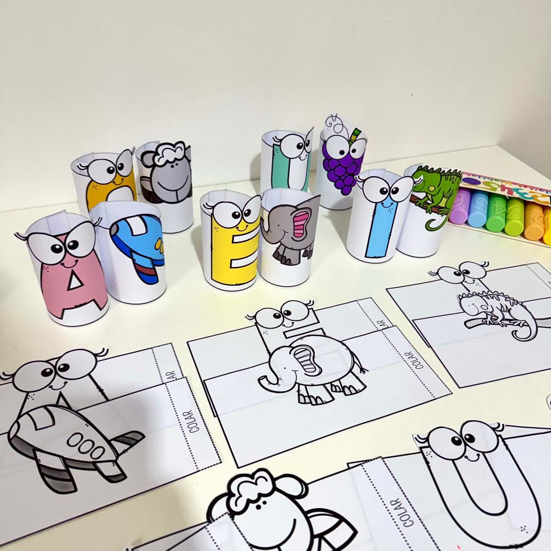 Kit Vogais 3D para trabalhar o conteúdo com crianças da Educação Infantil.