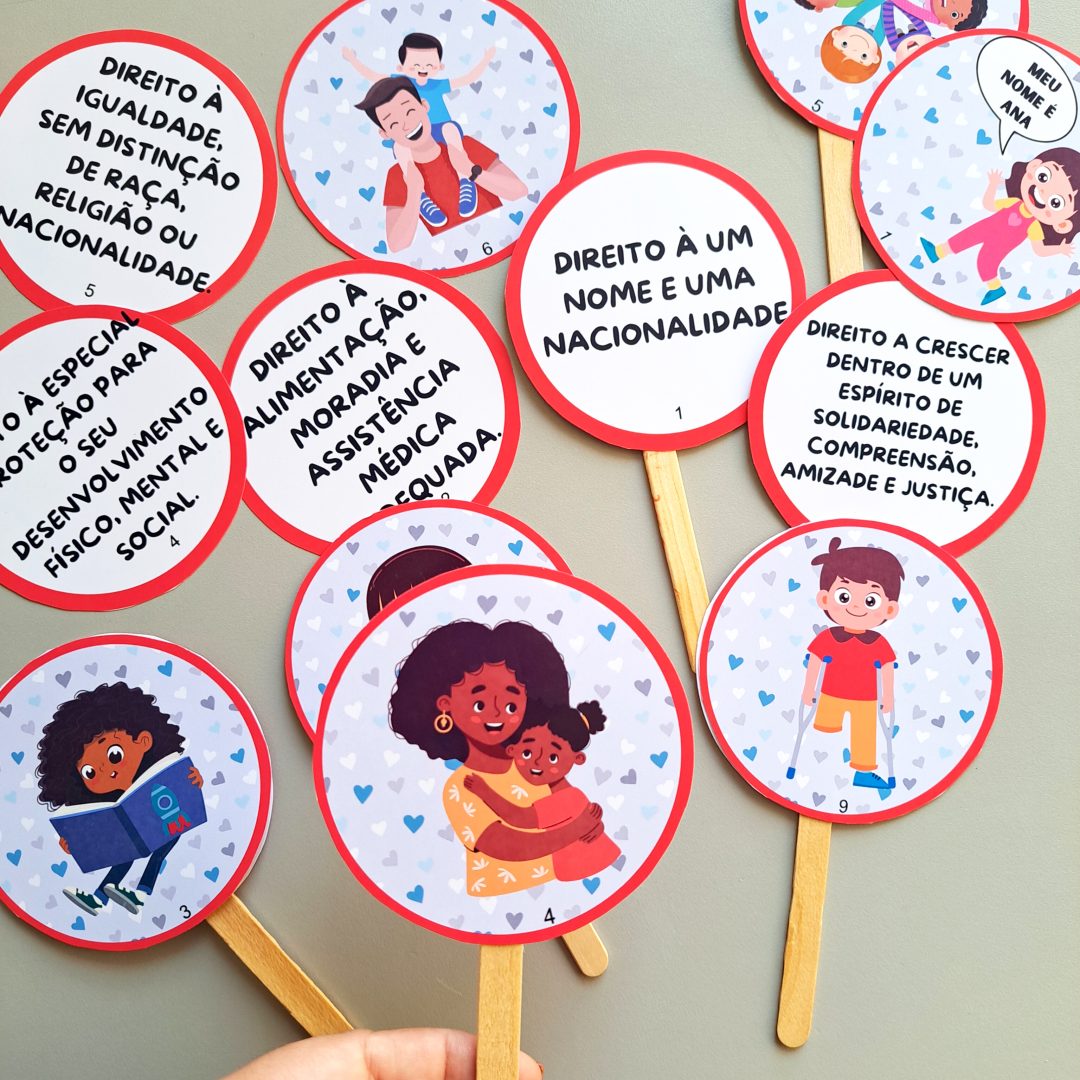 Palitoches "Os 10 direitos das Crianças"