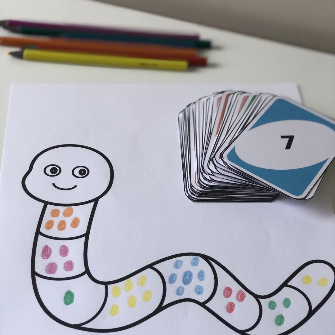 Atividade Educativa: Cores e Números