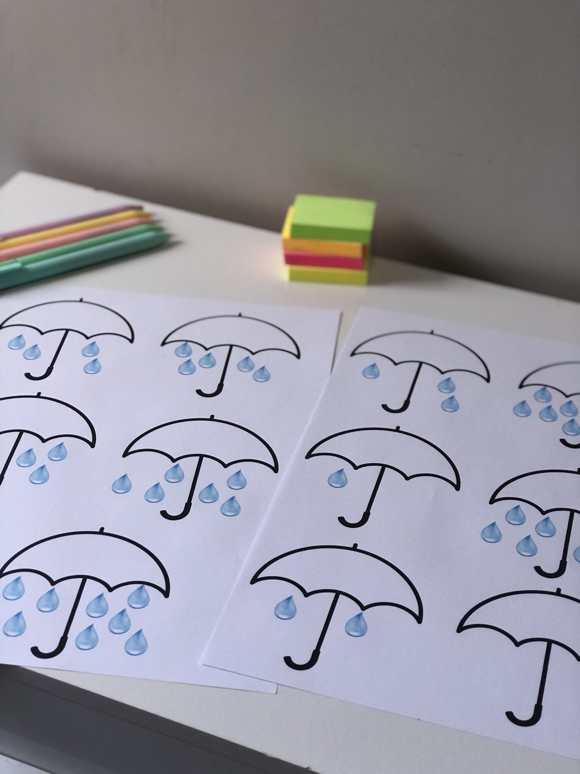 Atividade Lúdica: Números e Quantidades - Tema Guarda-Chuva