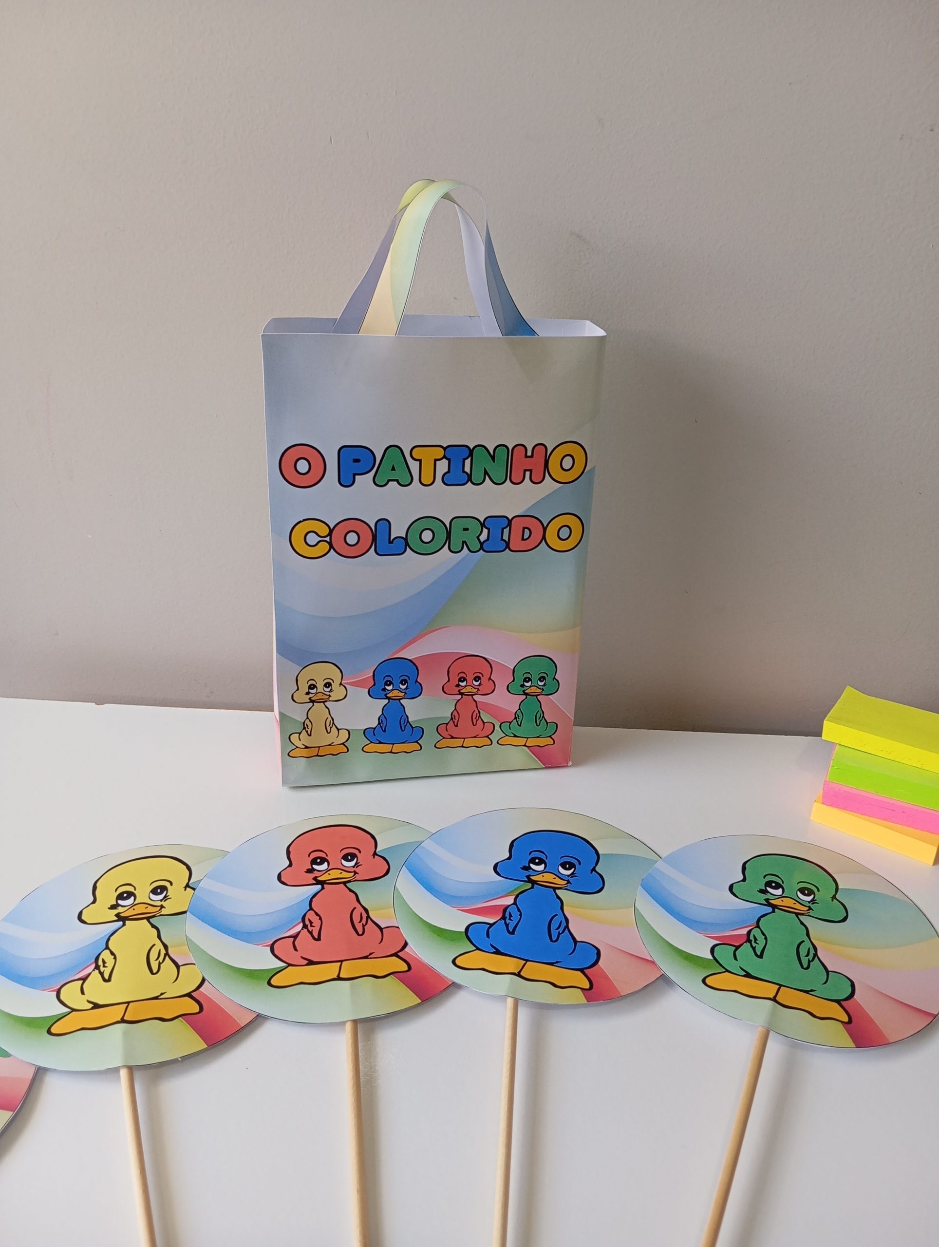SACOLA MUSICAL – O PATINHO COLORIDO - Imagem 10