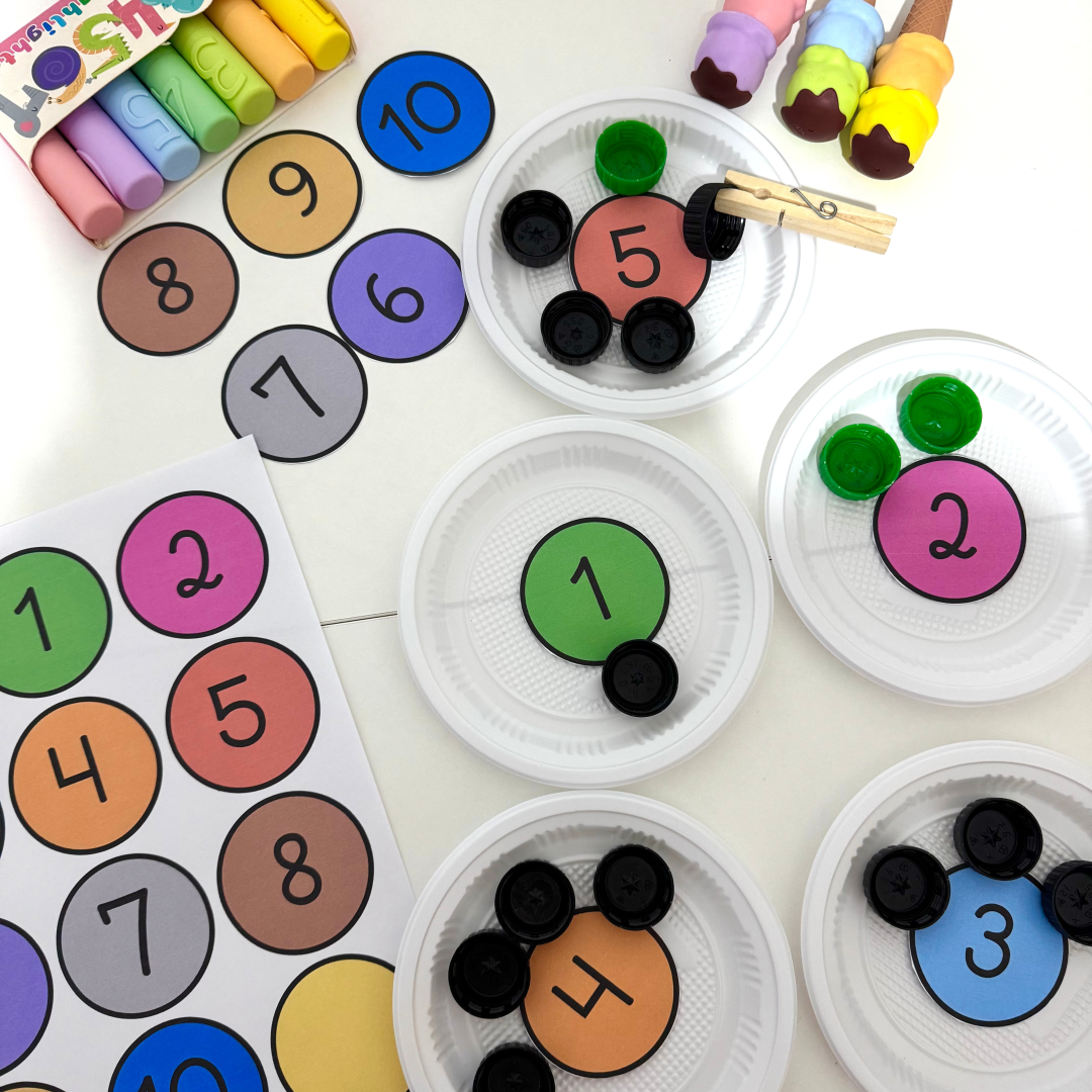 Atividade Contando Tampinhas para trabalhar diversas habilidades com crianças da Educação Infantil.