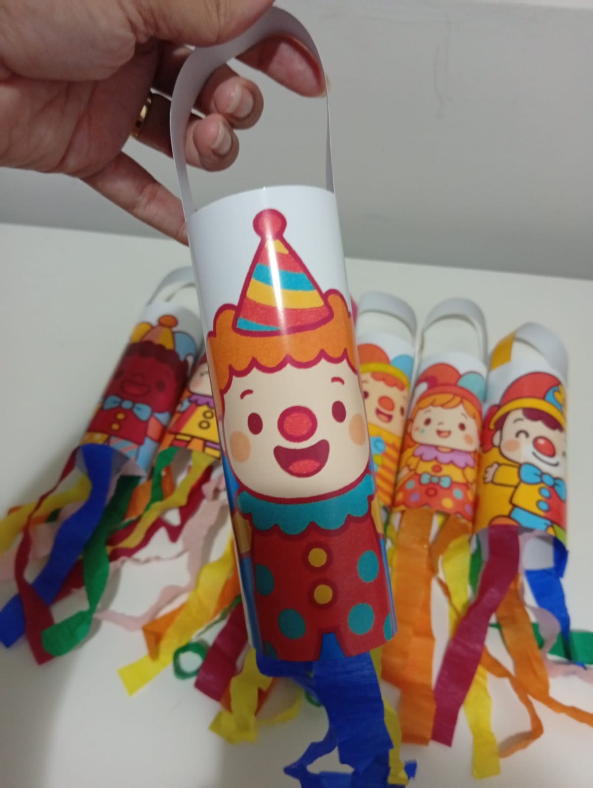 ROLINHO DE CARNAVAL – ATIVIDADE LÚDICA E CRIATIVA! - Imagem 3